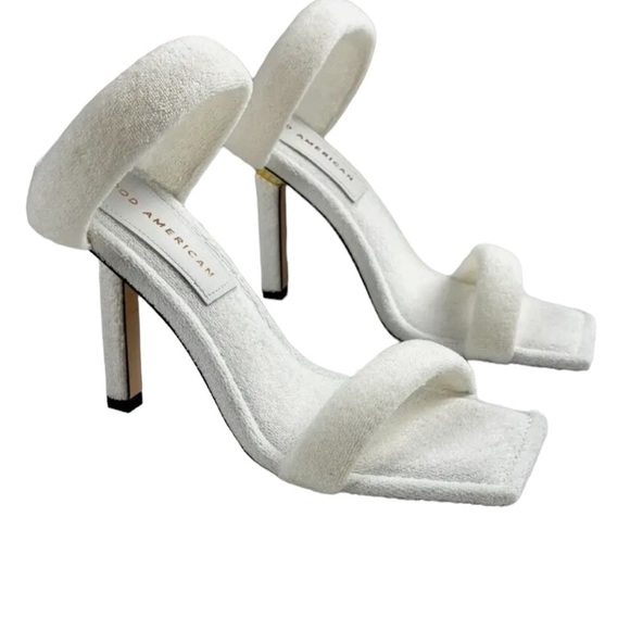 Good American White Terry Cloth Heels - Picture 2 of 7